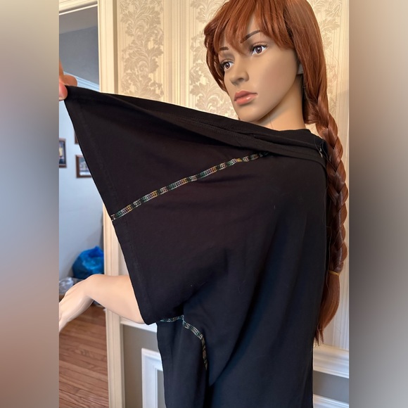 Very Gently Used!🤩NIKE!😎Athletic/Bat Wing/t-shirt/Size-XS - Picture 6 of 10